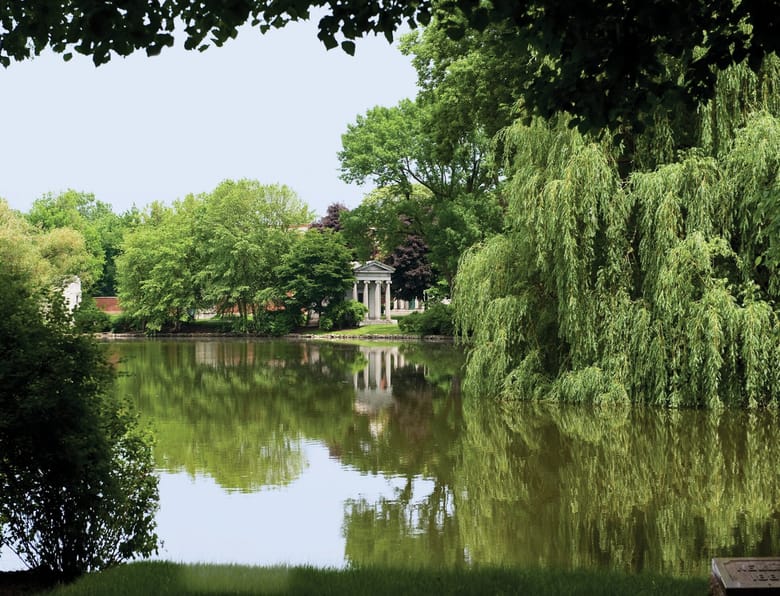 Graceland Cemetery